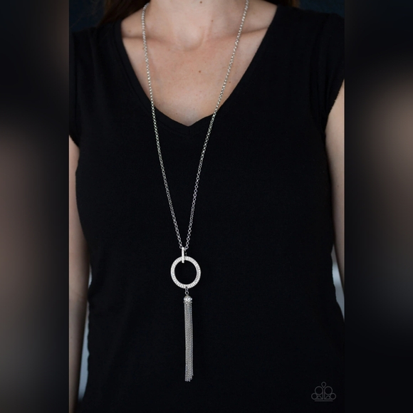 paparazzi Jewelry - Straight To The Top Necklace
